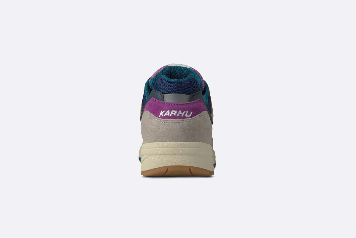 Karhu Legacy 96 Silver Lining