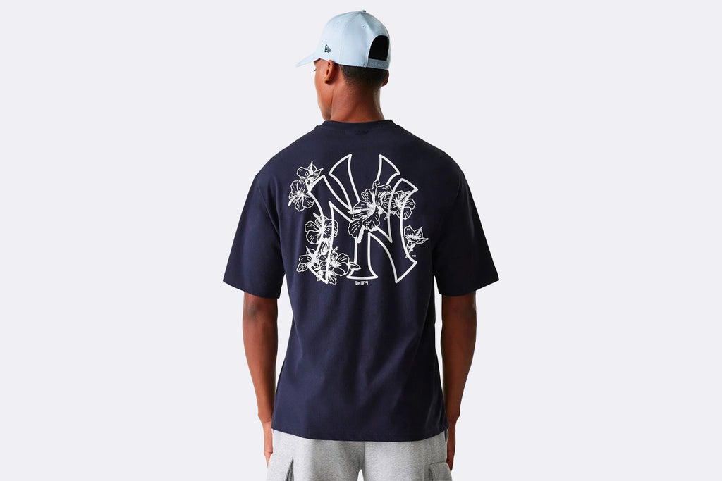 New Era Oversized New York Yankees MLB Floral Graphic Navy