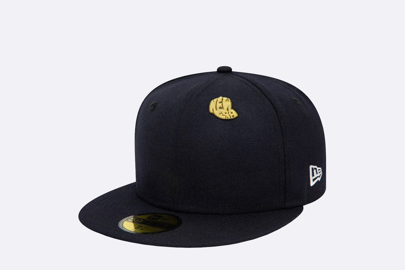 New Era Heritage Cap Pin Badge