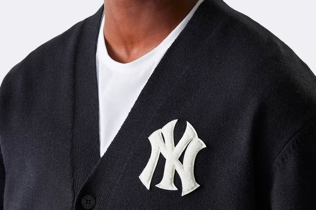 New Era New York Yankees MLB Knit Cardigan Black