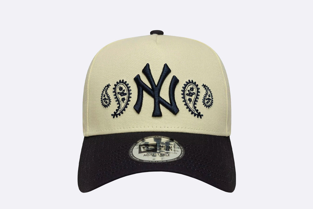 New Era New York Yankees MLB Paisley 9FORTY E-Frame Blanco