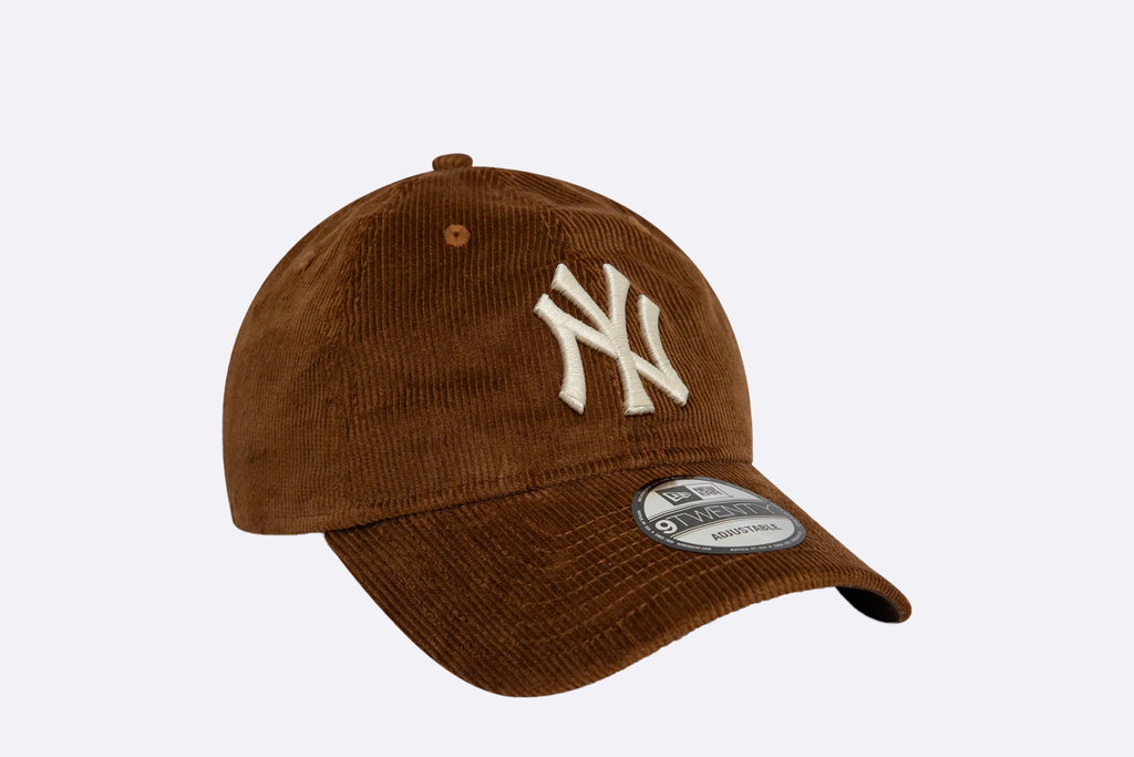 New Era New York Yankees Premium Cord 9TWENTY Brown