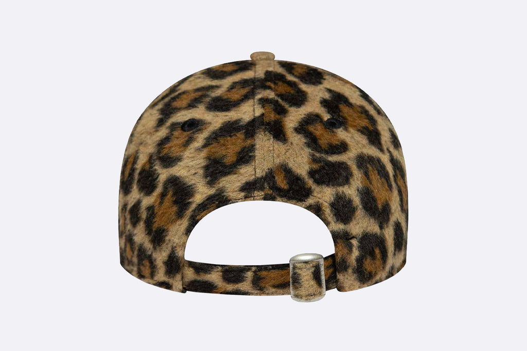 New Era Wmns New York Yankees MLB Cosy Animal Leopard 9FORTY