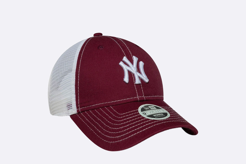 New Era Wmns New York Yankees MLB Washed 9TWENTY Trucker Garnet