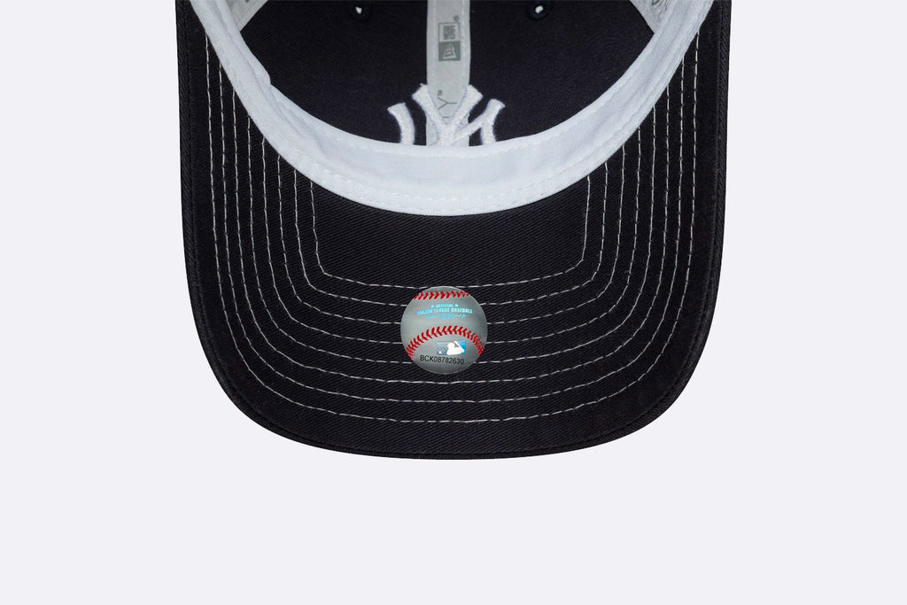 New Era Wmns New York Yankees MLB Washed 9TWENTY Trucker Navy Blue