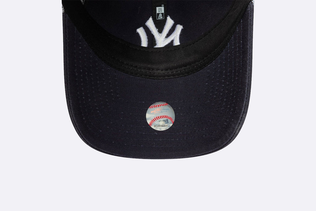 New Era New York Yankees MLB Washed 9TWENTY Trucker Navy