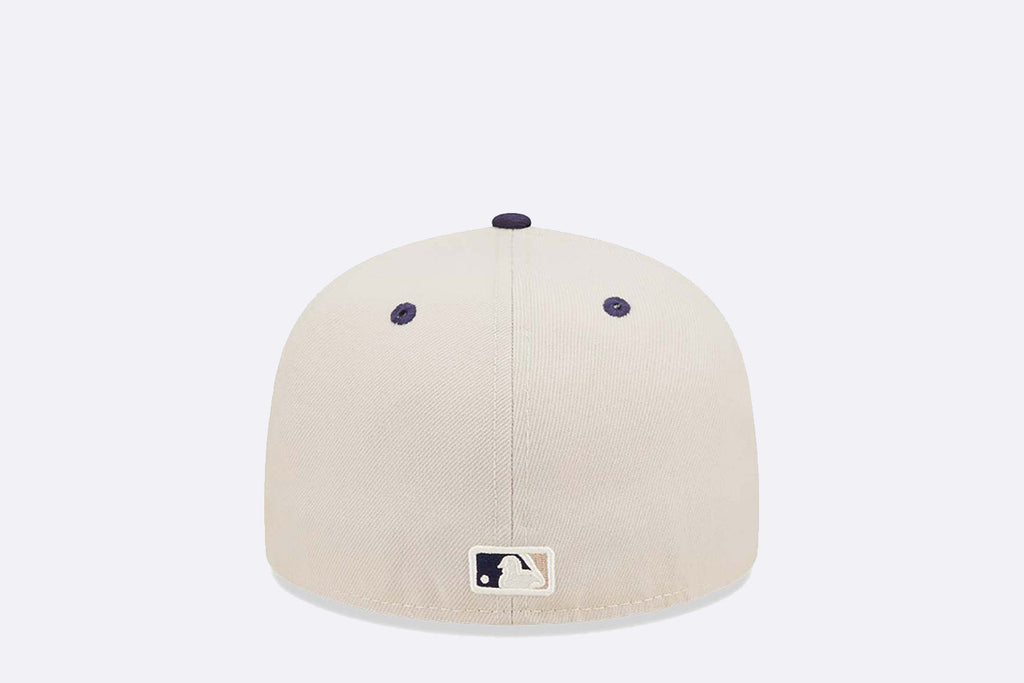 New Era 59Fifty New York Yankees MLB World Series Pin Cream