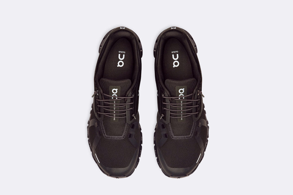 On Running Cloud 6 Black / Black