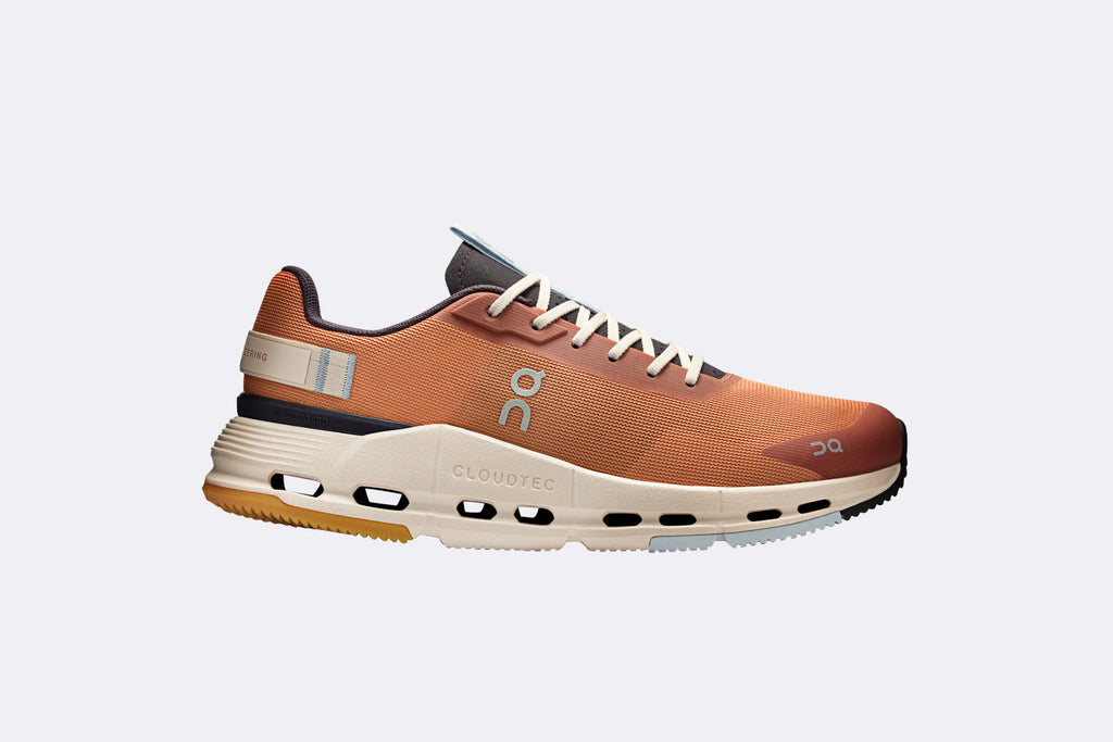 On Running Wmns Cloudnova Form 2 Sandstone / Pebble