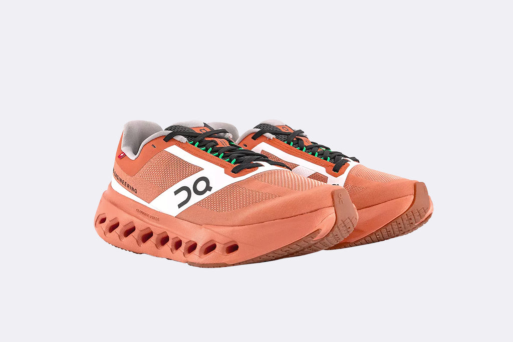 On Running Wmns Cloudsurfer Next Z5 Canyon / White