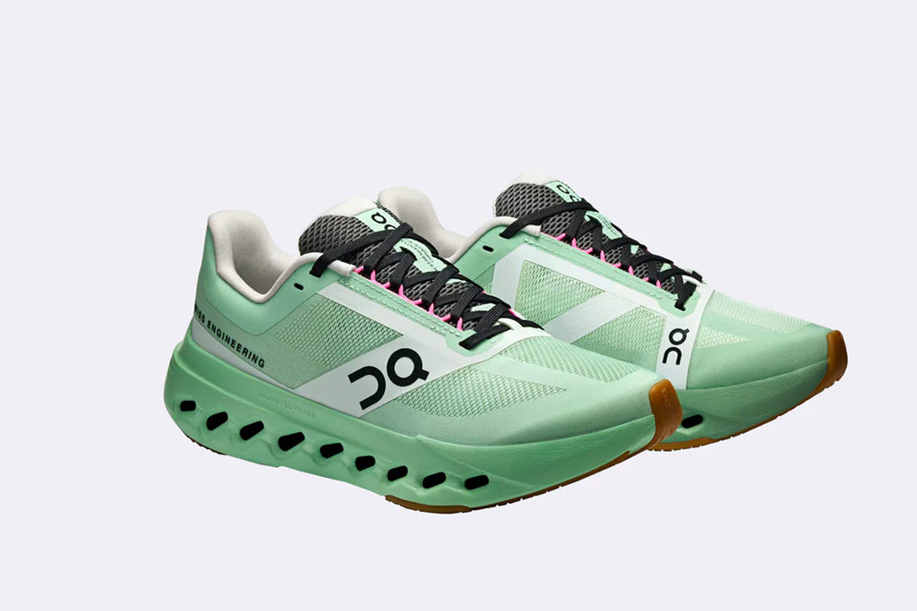 On Running Wmns Cloudsurfer Next Z5 Mineral / White