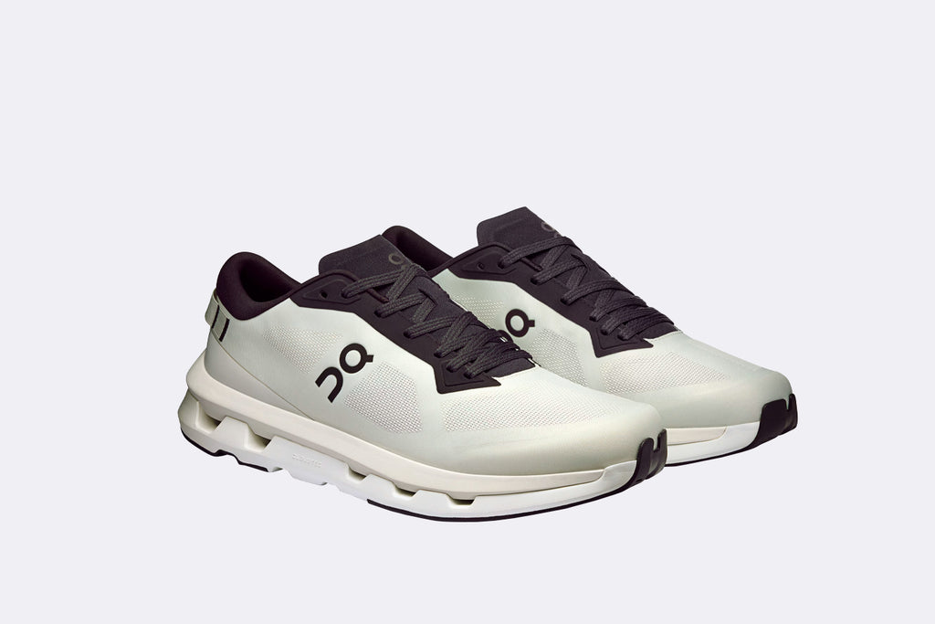 On Running Wmns Cloudzone Ice / Black