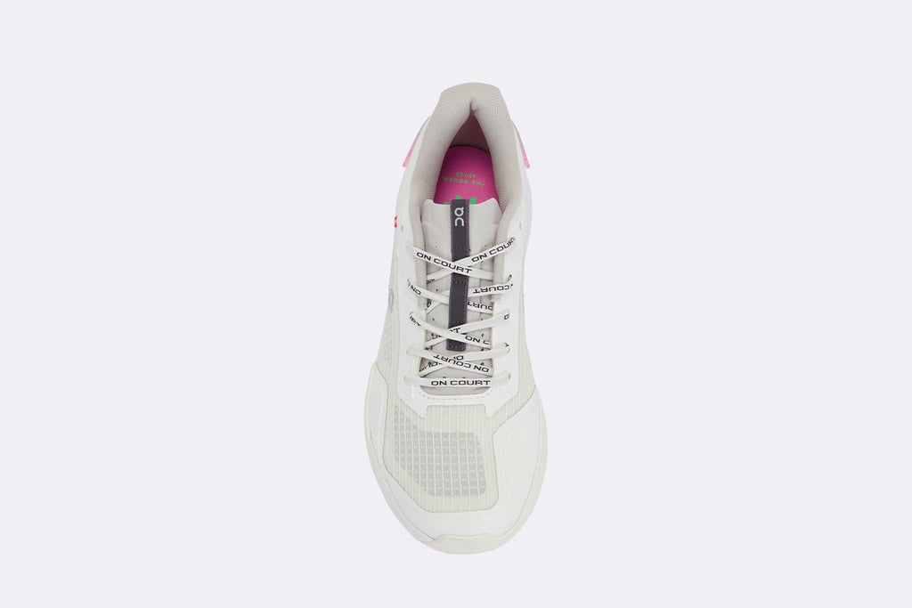 On Running The Roger Advantage Z5 White / Ivory