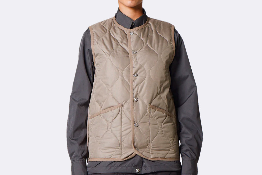 Taion Unisex Military Button Crew Neck Down Vest Light Mocha