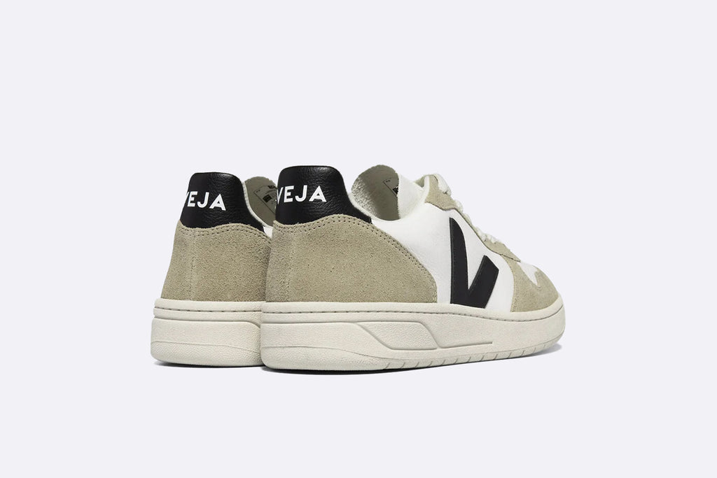 Veja V-10 Chromefree Leather Extra White Sahara