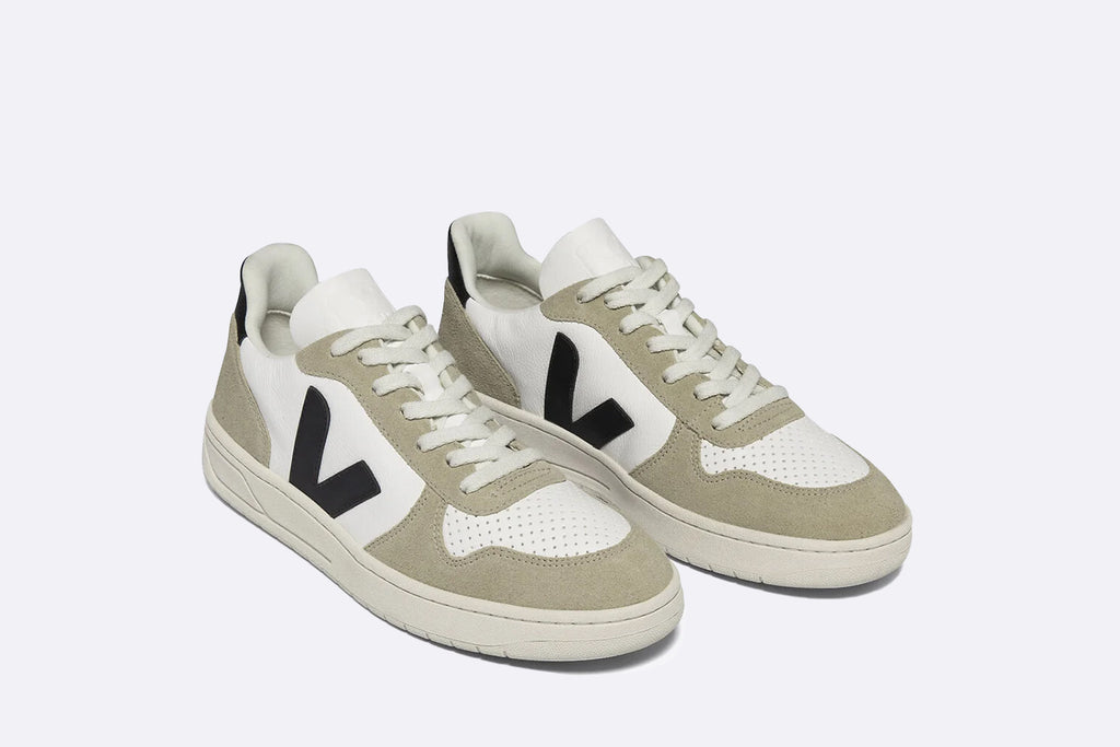 Veja V-10 Chromefree Leather Extra White Sahara