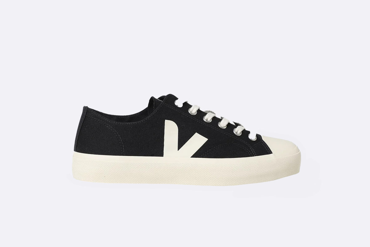 Veja Wata II Low Canvas Black Pierre