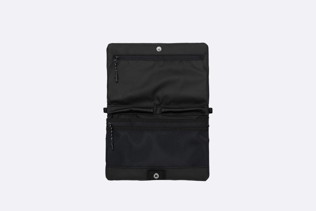 Bolso Topologie Flat Sacoche Small Negro Unisex