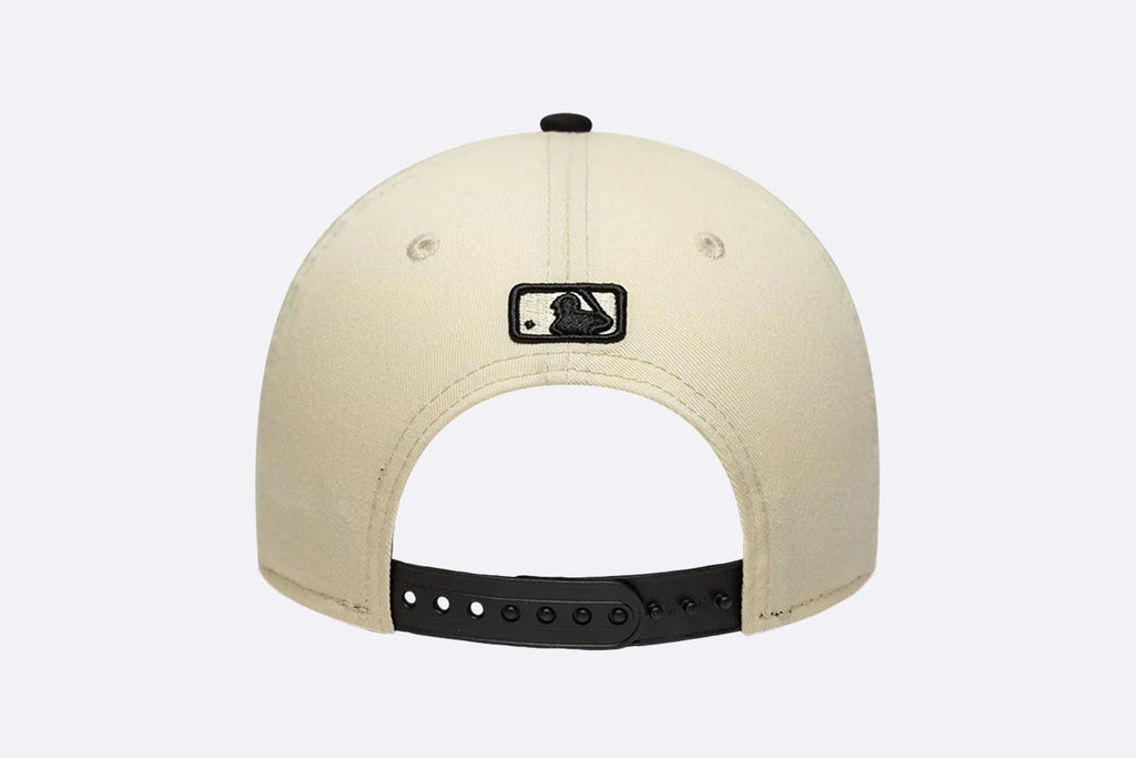 Gorra New Era MLB Side Script New York Mets 9FORTY M-crown Crema Unisex