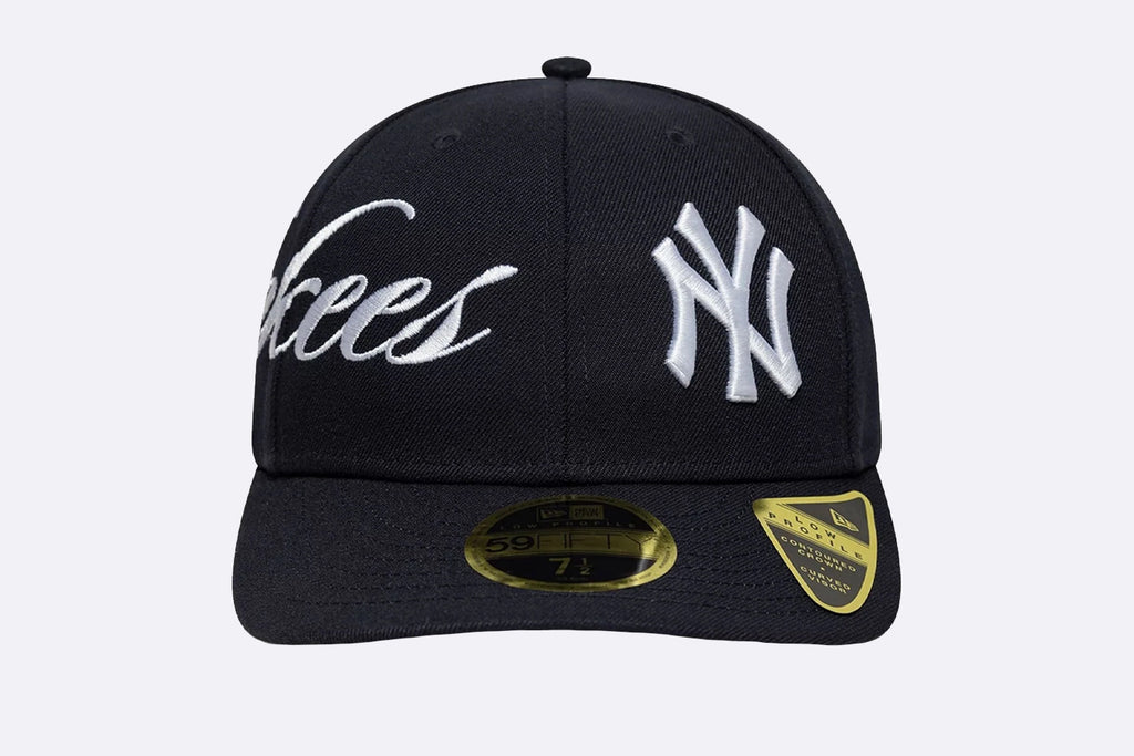 Gorra New Era MLB Side Script New York Yankees Low Profile 59fifty Fitted Azul marino Unisex