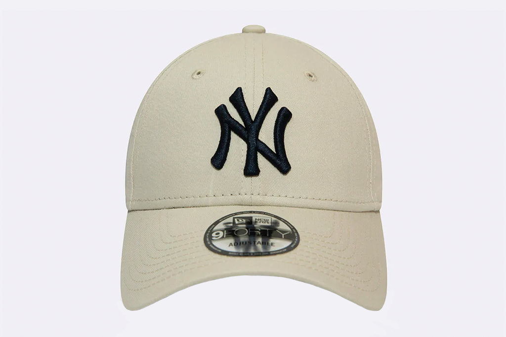 New Era 9FORTY NY Yankees Essential Stone