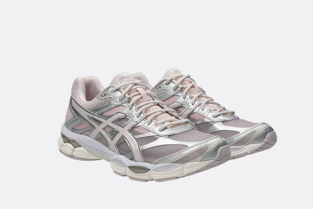Zapatillas Asics GEL-CUMULUS 16 en color rosa y gris para mujer, vista frontal