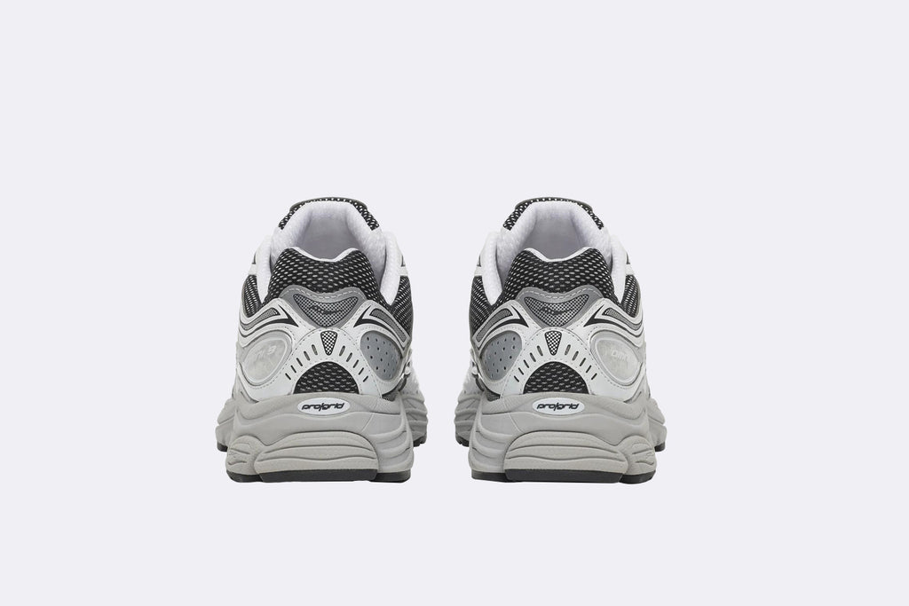 Zapatillas Saucony Progrid Omni 9 Blancas para Hombre
