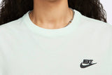 Nike Sportswear Club T-Shirt Barely Green Black