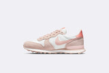 Nike Wmns Internationalist Summit White Atmosphere